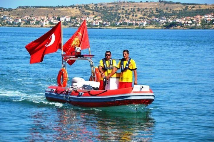 Yağlı Direkten Bayrak Almak İçin Yarıştılar G2