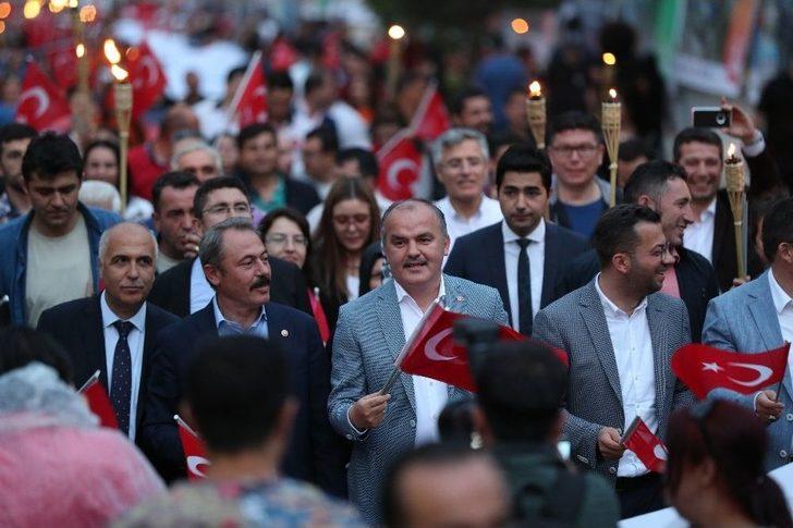 Meşale Yürüyüşü İle Başlayan Spor Oyunlarında Sinan Akçıl Sürprizi G1