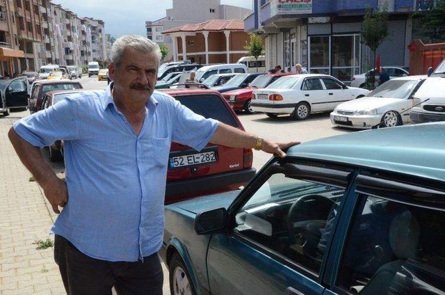 İkinci El Otomobile Bakan Çok, Alan Yok