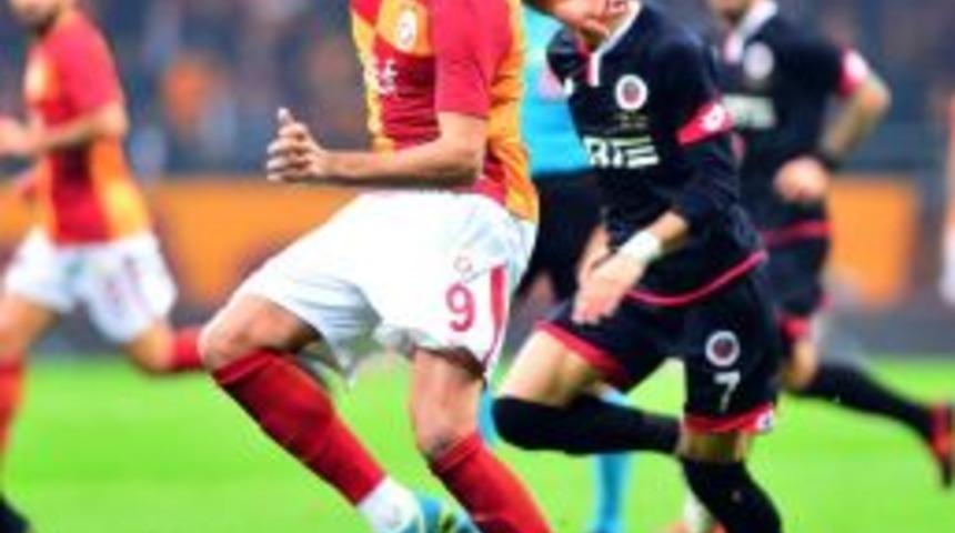 Bursaspor&rsquo;dan Eren Derdiyok Hamlesi