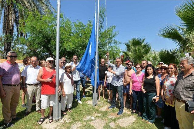 Muratpaşa’da Dört Plajda Mavi Bayrak Töreni