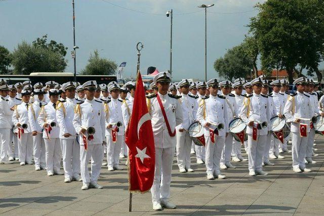 İstanbul’da Denizcilik Ve Kabotaj Bayramı Kutlandı