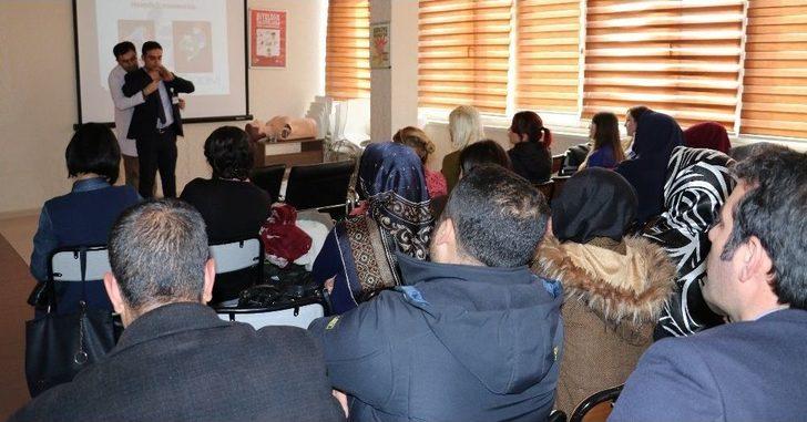 Hayat Hastanesinden Öğretmenlere İlk Yardım Eğitimi G5