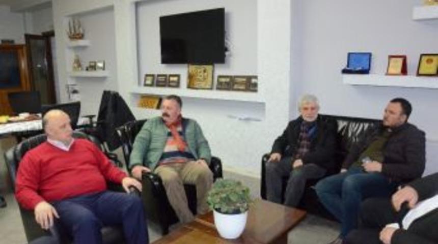 Ak Parti&rsquo;de Ziyaretler S&uuml;r&uuml;yor