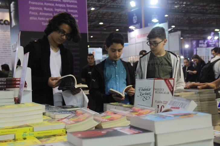 10. Kocaeli Kitap Fuarı Kapılarını Açtı G1