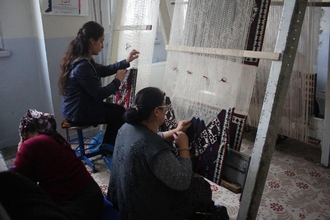 Ter&ouml;r Yerini Huzura Bıraktı, Ekonomi Canlandı