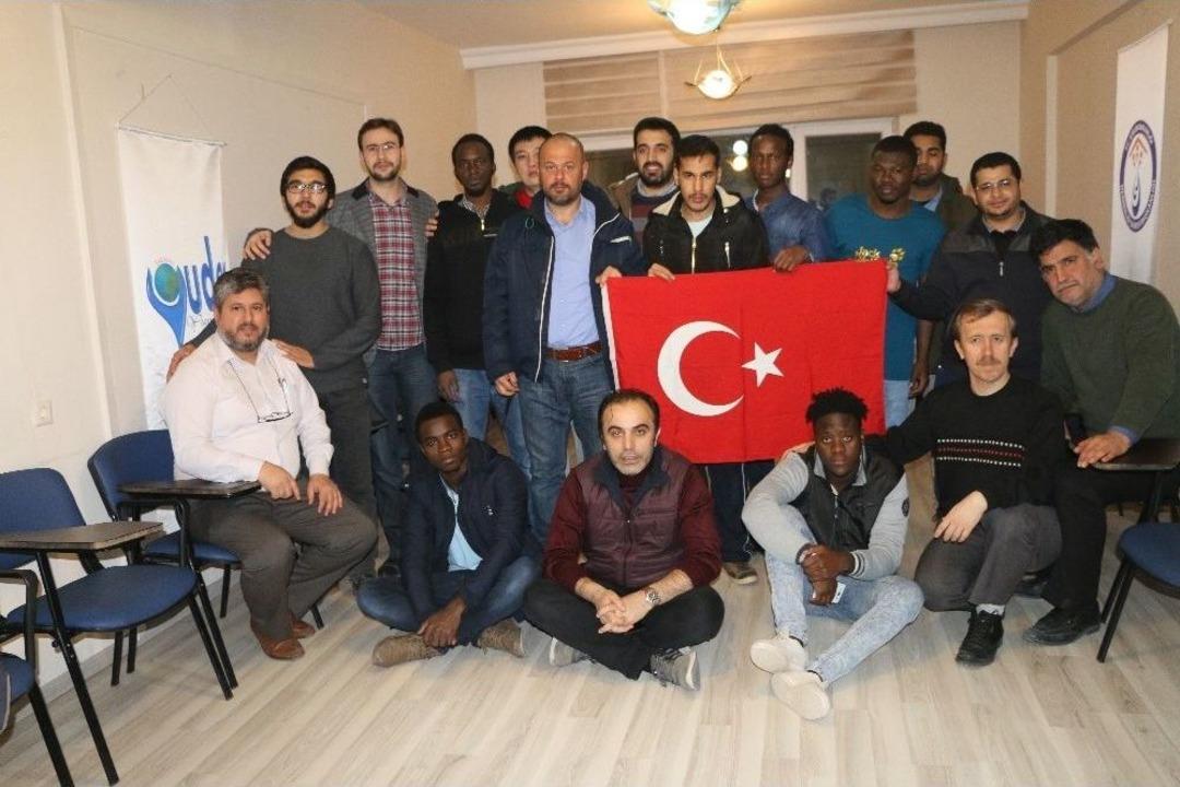 Yabancı &Ouml;ğrenciler, &rsquo;zeytin Dalı&rsquo; İ&ccedil;in Hatim İndirdi