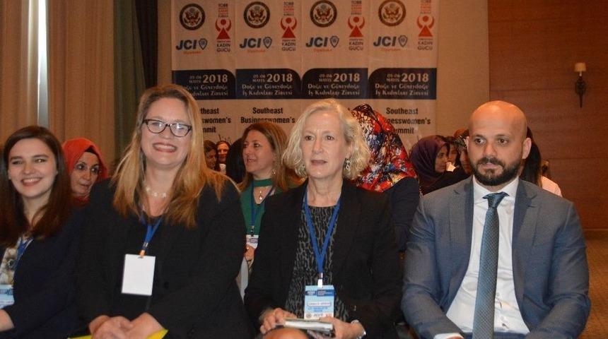 Abd Adana Konsolosu Specht’ten, Türkiye’ye Övgü