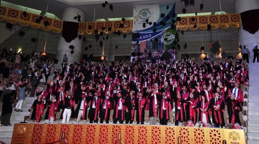 Y&ouml;k Y&uuml;r&uuml;tme Kurul &Uuml;yesi Prof. Dr. Şişman Mtf&rsquo;nin Mezuniyet Heyecanına Ortak Oldu