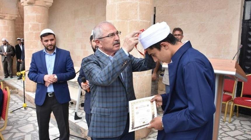 Hafızlara Sertifikaları T&ouml;renle Verildi