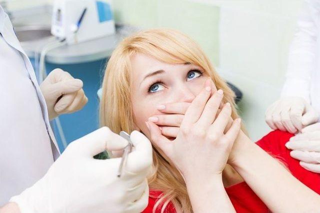 Dişçi Fobisi Dişlerinizden Edebilir