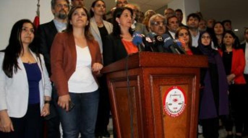 Hdp&rsquo;den Demirtaş İ&ccedil;in Cumhurbaşkanlığı Adayı Başvurusu