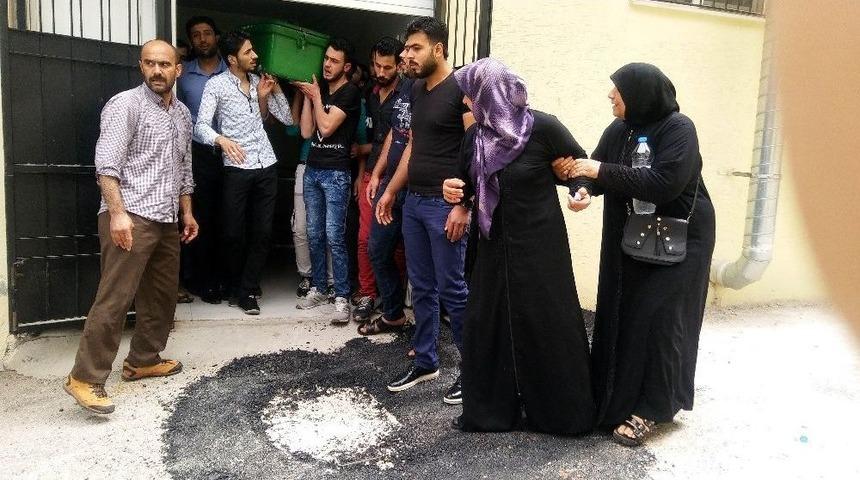 Evlat Acısına Dayanamadı