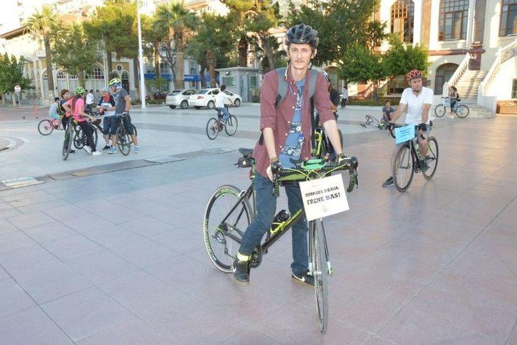 Trafik Kazasında Hayatını Kaybeden 11 Bisikletli Anıldı G4