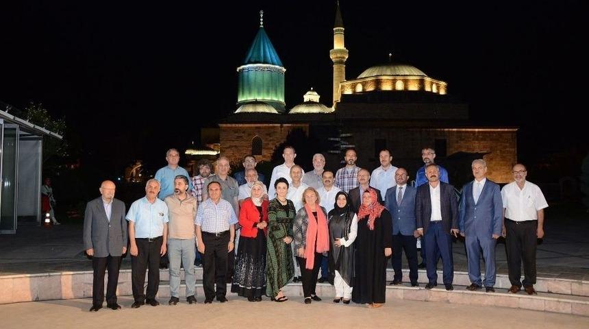 Konya, 8. Mevlana Şiir Şöleninde Şiire Doydu