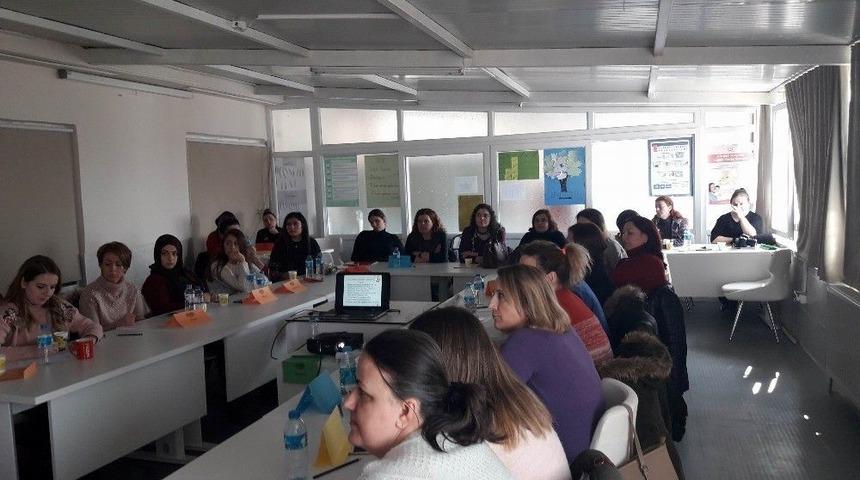 Kırklareli&rsquo;nde Sağlık&ccedil;ılara &lsquo;anne S&uuml;t&uuml;&rsquo; Eğitimi