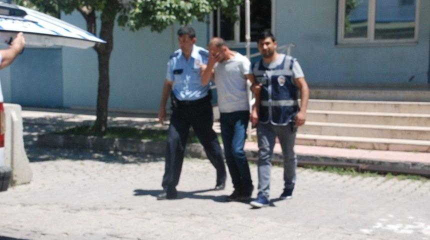 Gediz&rsquo;de 3 Hırsızlık Zanlısı Yakalandı