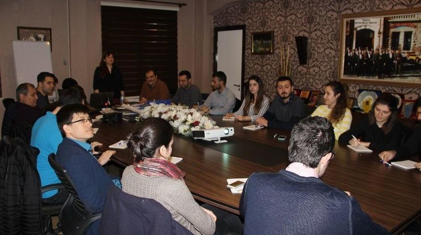 Mesai Saatleri Dışında Proje Yazmayı &Ouml;ğreniyorlar