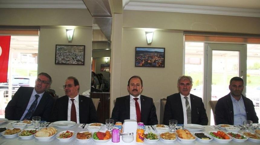 Başkan Memiş Akademisyenlerle Bir Araya Geldi