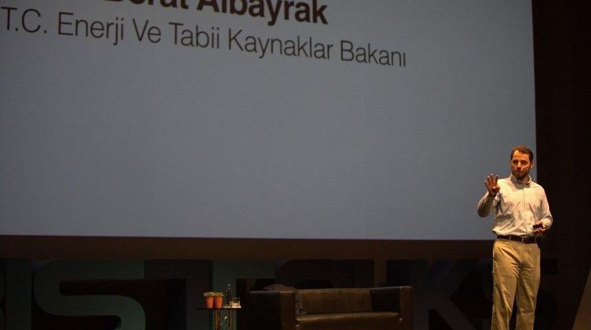 Enerji Ve Tabii Kaynaklar Bakanı Albayrak: "d&uuml;nya &Ccedil;ok B&uuml;y&uuml; Bir Kırılmanın Eşiğinde"