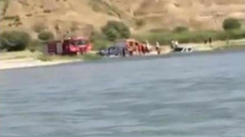 &Ccedil;ay Suyu Y&uuml;kseldi, 4 Ara&ccedil; Mahsur Kaldı