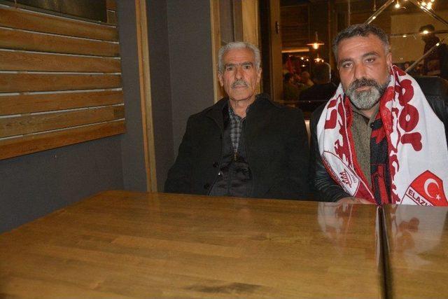 Şehit Polis Fethi Sekin&rsquo;in Babası Zeki Sekin, Elazığ Ekibini Yalnız Bırakmadı 1