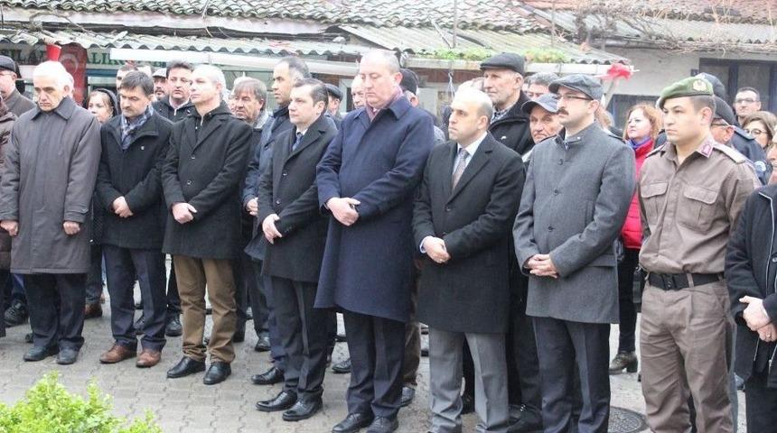 K&ouml;pr&uuml;l&uuml; Hamdibey T&ouml;renle Anıldı