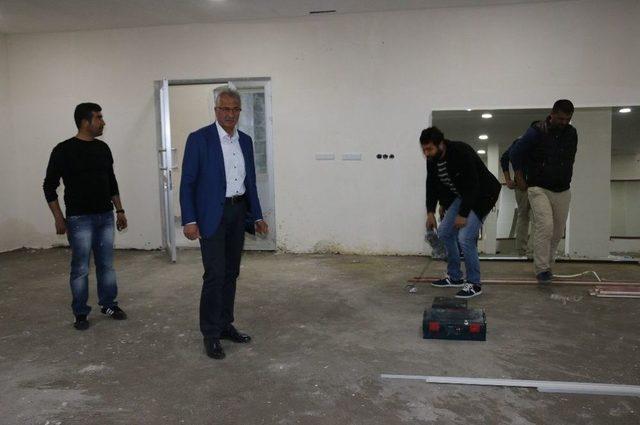 Dede, Torun Gençlik Merkezinin Yapımı Tamamlandı 1