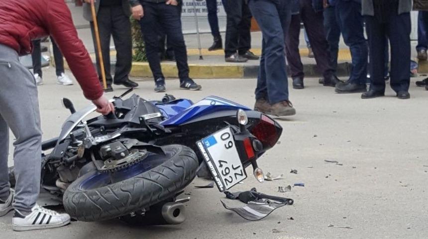 Genç Futbolcu Trafik Kazası Geçirdi