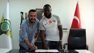 Akhisar Belediyespor, Manu’yu Renklerine Bağladı