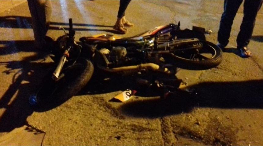 Ters Y&ouml;ne Giren Otomobil Motosiklete &Ccedil;arptı