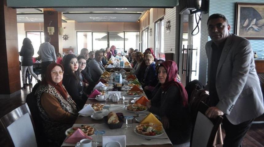 Şehit Aileleri İle Gaziler Bir Araya Geldi