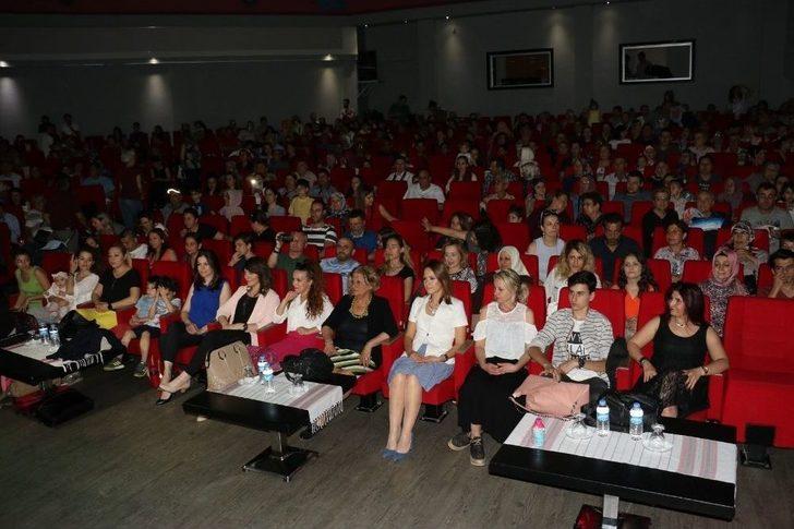 Minik Öğrencilerden Muhteşem Gösteri G1