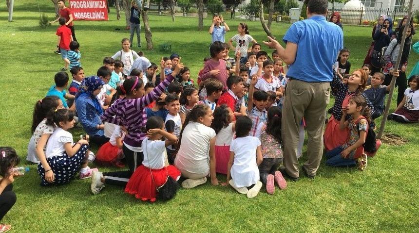 Savaşın Çocuklarının Yüzleri Bu Kez Güldü