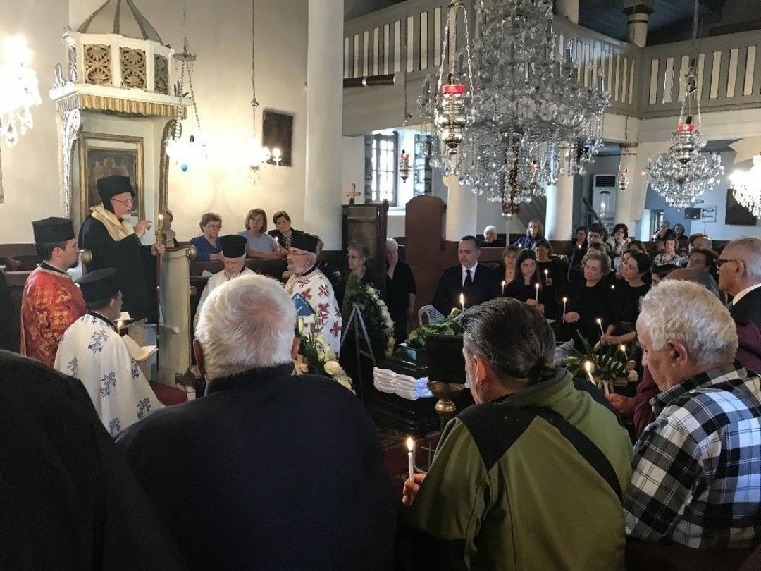 Vakko Y&ouml;neticilerinden Rıfat Elhadef&rsquo;in Acı G&uuml;n&uuml;