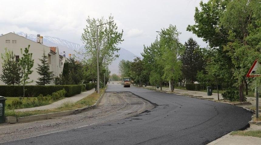 Asfalt &Ccedil;alışmaları Hız Kesmiyor