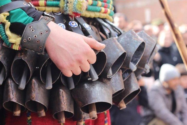 Saba Tümer Edirne’de Halay Çekti G5