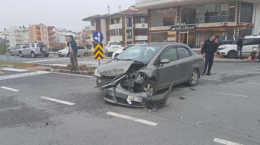 Manavgat’ta Trafik Kazası: 1 Yaralı