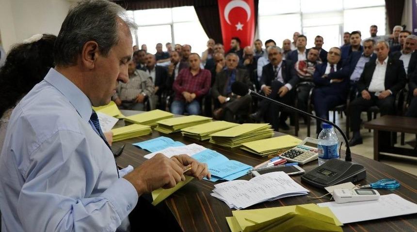 Gerginlikle Başlayan Seçim Dostlukla Sona Erdi