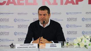 Gazeteci Cüneyt Özdemir, Kocaeli Kitap Fuarı’nda Mesleğini Anlattı