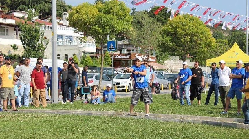 Oltalar Bu Sefer &Ccedil;evre Duyarlılığına Dikkat &Ccedil;ekmek İ&ccedil;in Atıldı