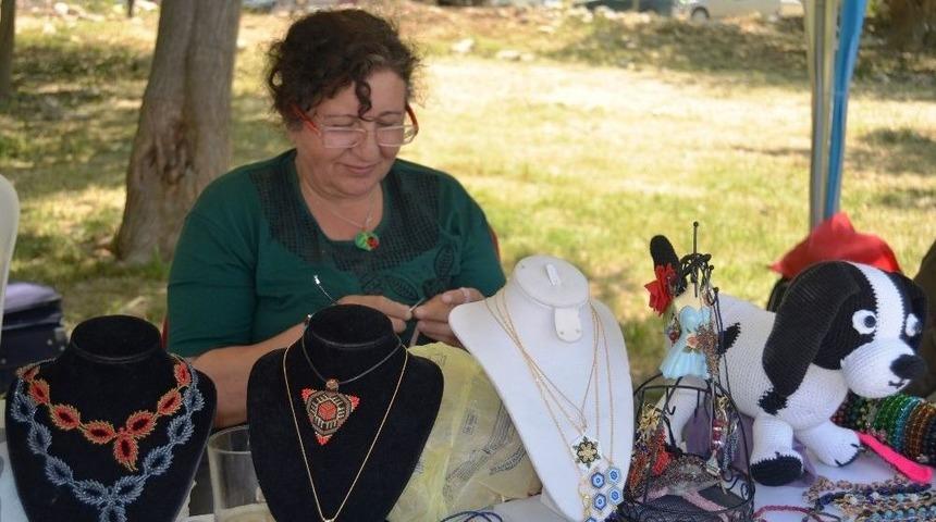 El Emeğini Ekonomiye D&ouml;n&uuml;şt&uuml;r&uuml;yorlar