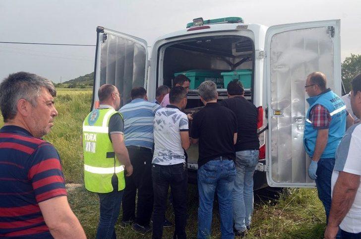 Devrilen Beton Mikserinin Sürücüsü Hayatını Kaybetti G5