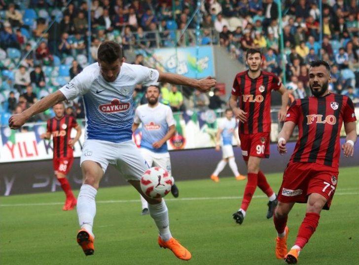 Spor Toto 1. Lig: Çaykur Rizespor: 4 - Gazişehir Gaziantep: 2 G5