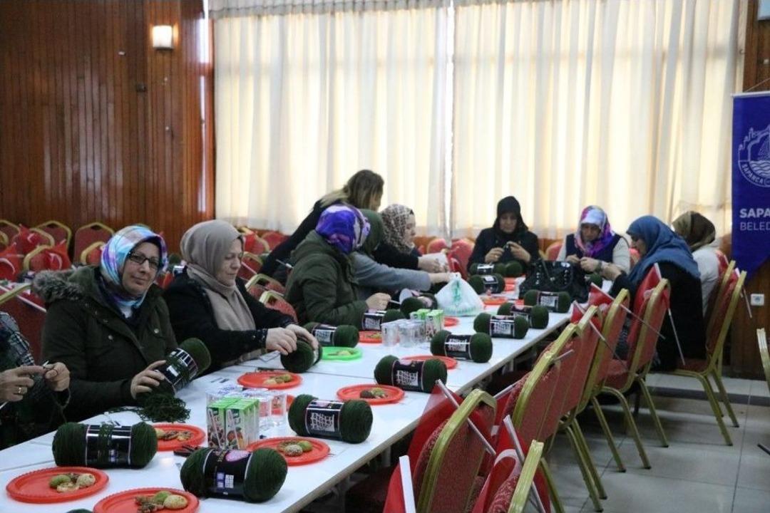 Sakaryalı 300 Nene Hatun, Mehmet&ccedil;ik İ&ccedil;in &Ouml;rg&uuml; Yarışına Girdi