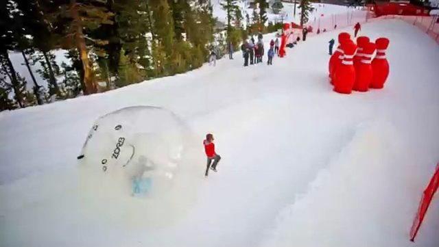 Tatilciler &lsquo;canlı Bowling&rsquo;le Doyasıya Eğlendi 1