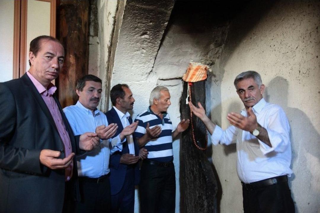 &lsquo;&ccedil;ağırgan Baba&rsquo;yı Anmak İ&ccedil;in Bir Araya Geldiler