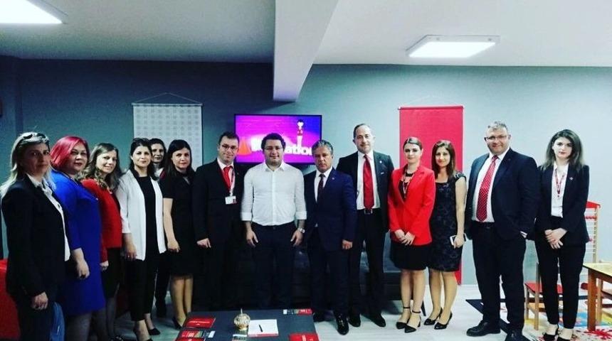 Mektebim Manisa Kamp&uuml;s&uuml;nden Başarılı &Ouml;ğrencilere Burs