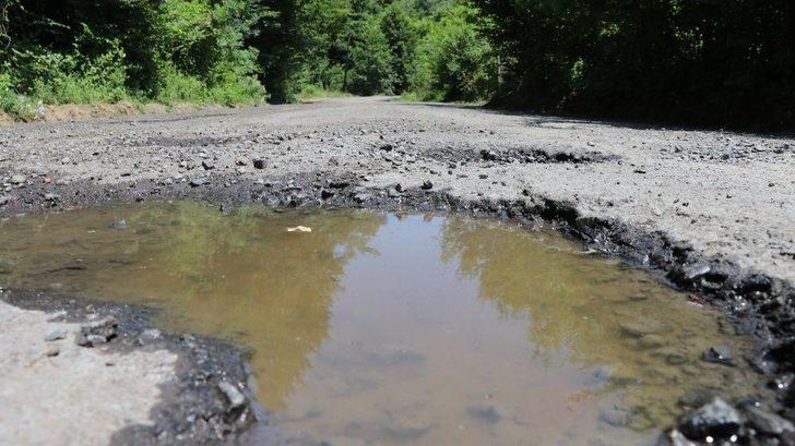Bakırlık Köyü Sakinlerinden Bozuk Yol Tepkisi G2