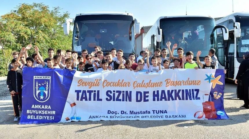 B&uuml;y&uuml;kşehir Tatil Kampları İ&ccedil;in 3 Ayrı Grup Yola &Ccedil;ıktı